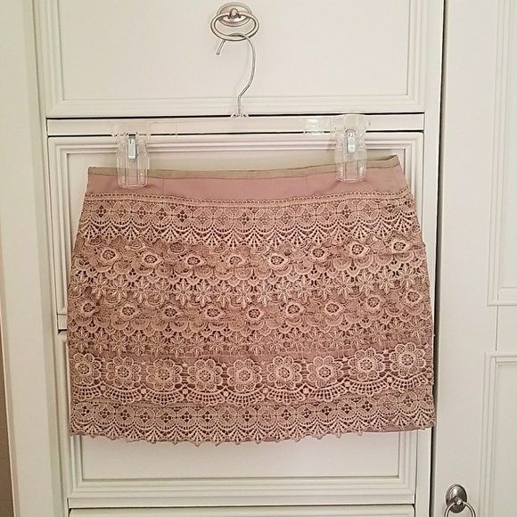 Sans Souci Dresses & Skirts - Lace skirt
